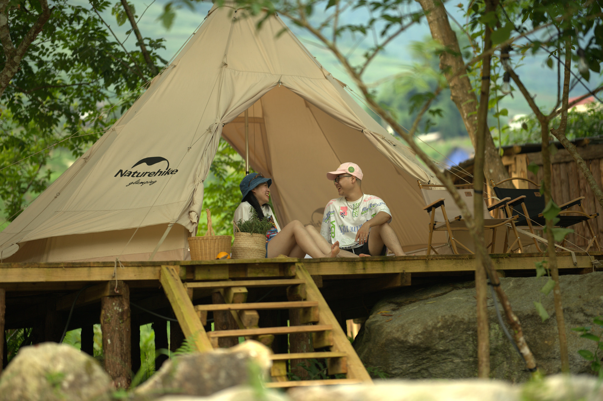 Glamping - xu hướng cắm trại sang trọng ở Lào Cai