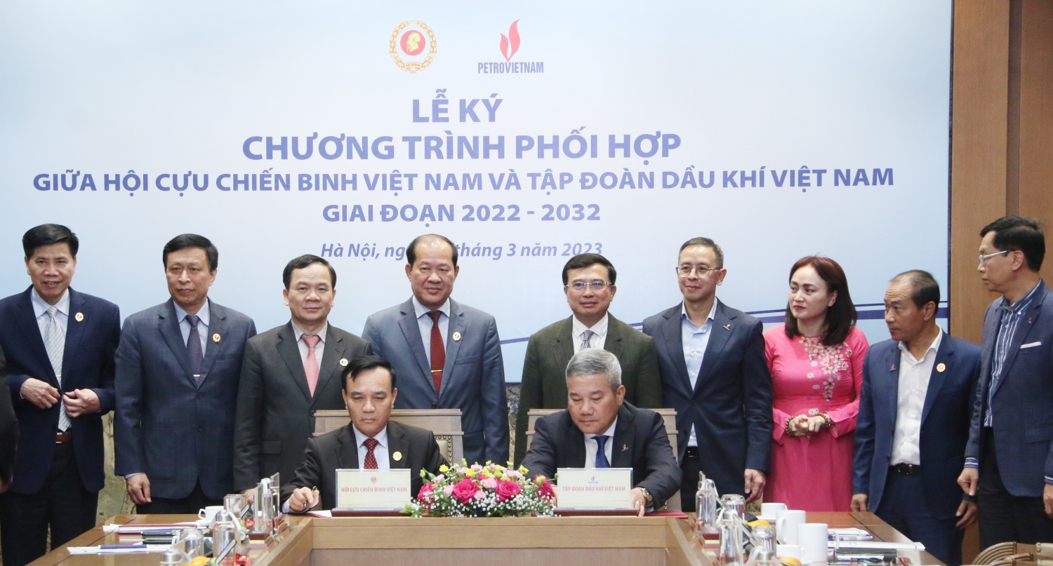 Hội CCB Việt Nam và Petrovietnam ký kết chương trình phối hợp giai đoạn 2022-2032