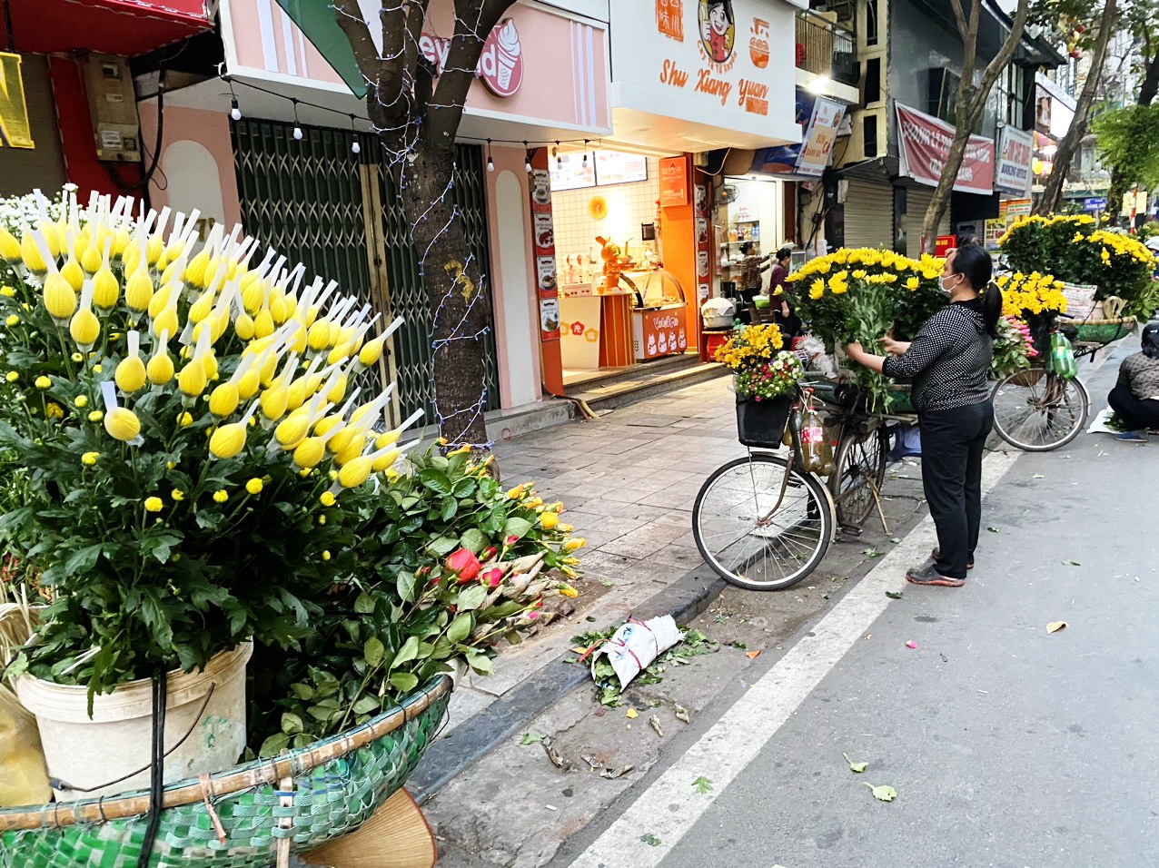 Hà Nội - Những buổi sáng hoa