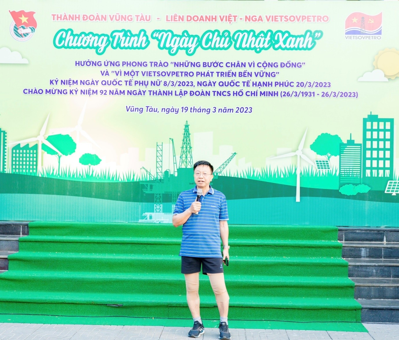 Vietsovpetro cùng Thành đoàn Thành phố Vũng Tàu tổ chức Lễ ra quân Ngày “Chủ nhật xanh” Vietsovpetro cùng Thành đoàn Thành phố Vũng Tàu tổ chức Lễ ra quân Ngày “Chủ nhật xanh”