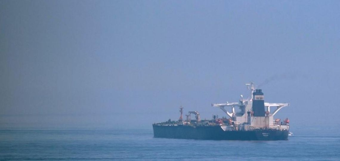 Tàu chở dầu của Chevron gặp nạn ở Venezuela