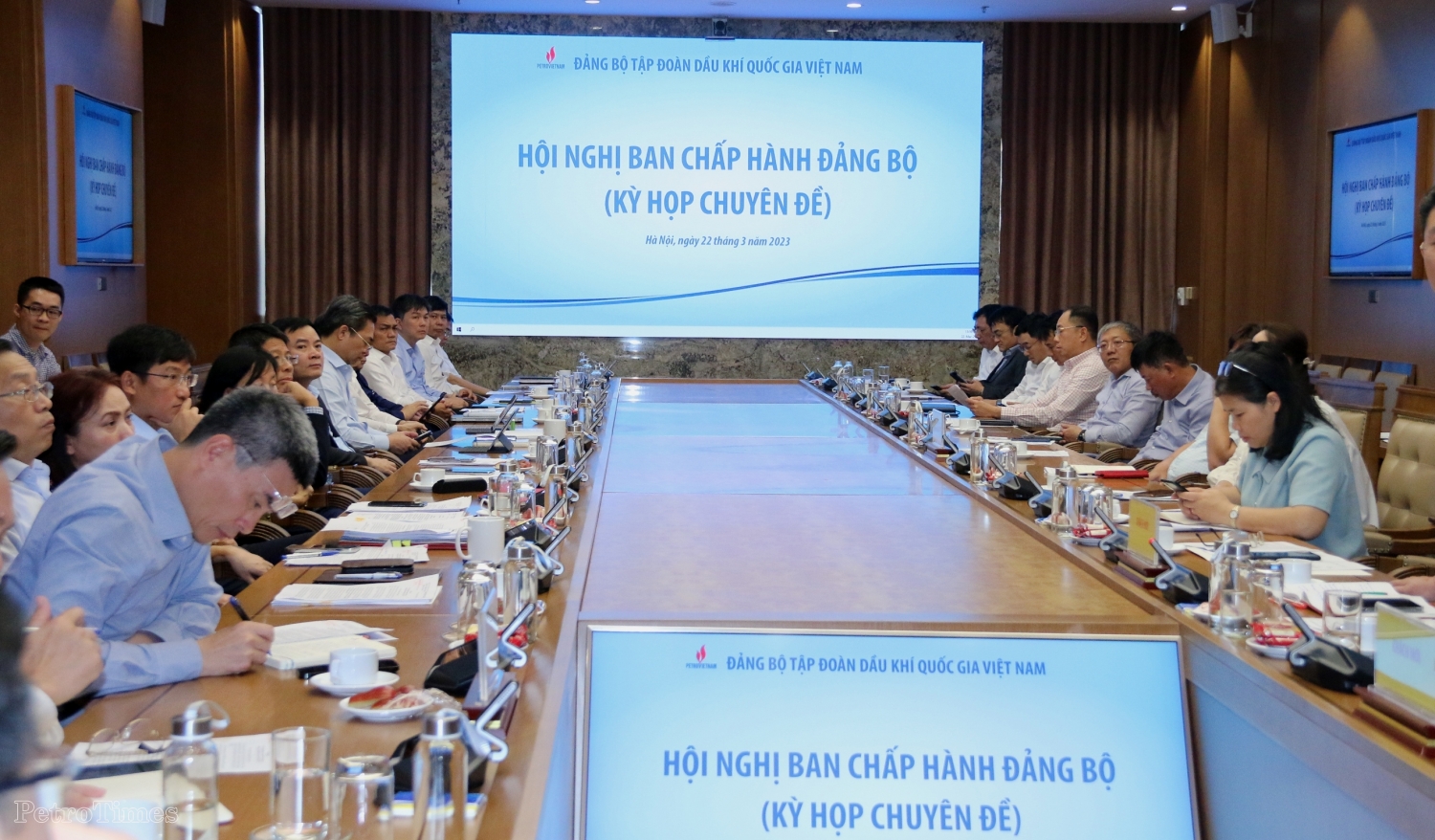 Đảng bộ Tập đoàn Dầu khí Quốc gia Việt Nam tổ chức Hội nghị Ban Chấp hành (Kỳ họp chuyên đề)