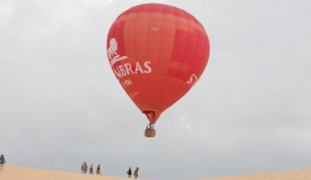 Mũi Né là một trong những điểm đến tuyệt vời cho chuyến du ngoạn trên khinh khí cầu