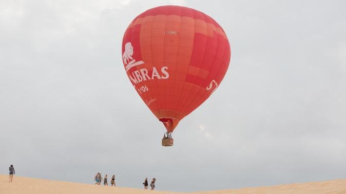 Mũi Né là một trong những điểm đến tuyệt vời cho chuyến du ngoạn trên khinh khí cầu