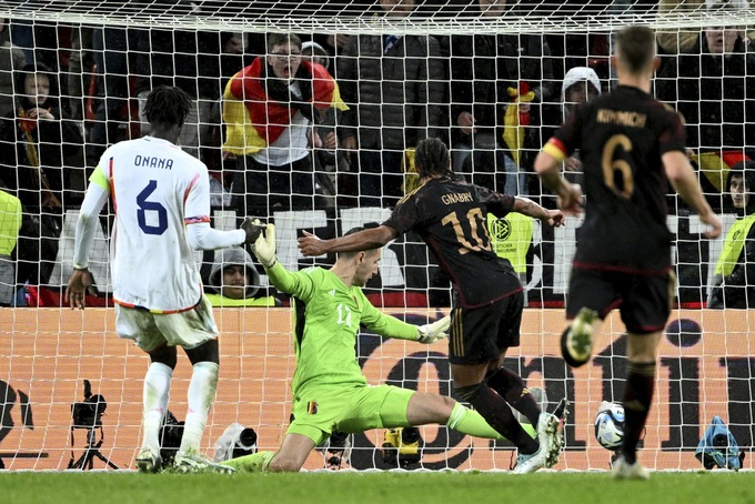 Ngôi sao Man Utd giúp Scotland hạ Tây Ban Nha, Đức thất bại trước Bỉ - 4