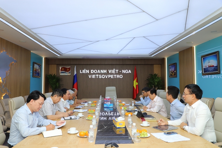 Hội Dầu khí Việt Nam làm việc với Vietsovpetro - Tiến tới ký thỏa thuận hợp tác