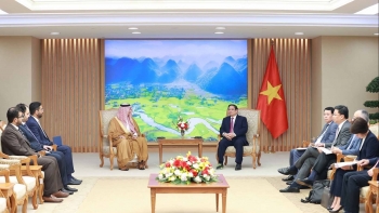 Thủ tướng Chính phủ Phạm Minh Chính tiếp Đại sứ Ả Rập Xê-út tại Việt Nam