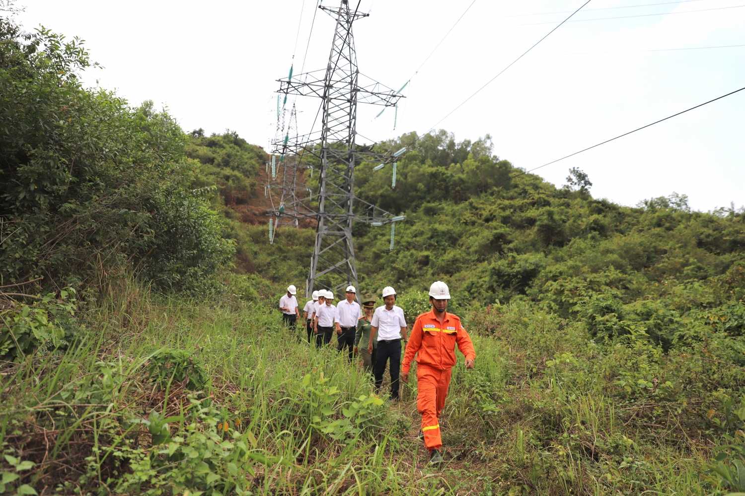 Đảm bảo cung cấp điện an toàn ổn định cho các hoạt động kỷ niệm 370 năm xây dựng và phát triển tỉnh Khánh Hòa