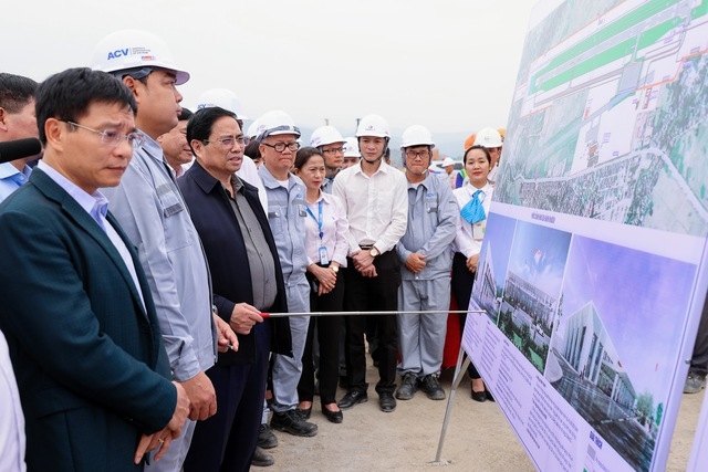 Thủ tướng: Điện Biên phải phát triển đột phá, nhanh, bền vững