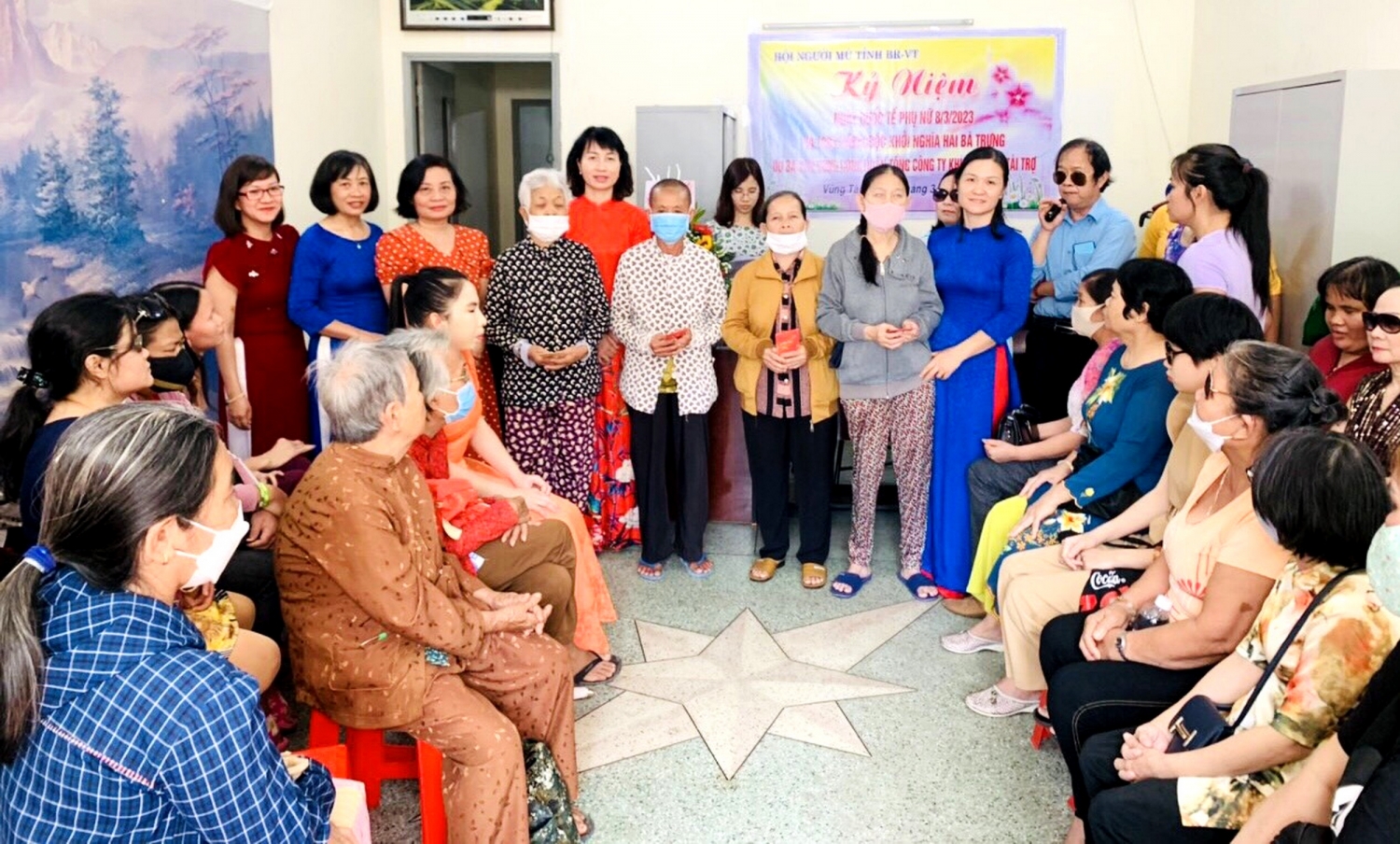 Ban nữ công Công đoàn KĐN tài trợ chương trình họp mặt với Hội người mù tỉnh Bà Rịa – Vũng Tàu