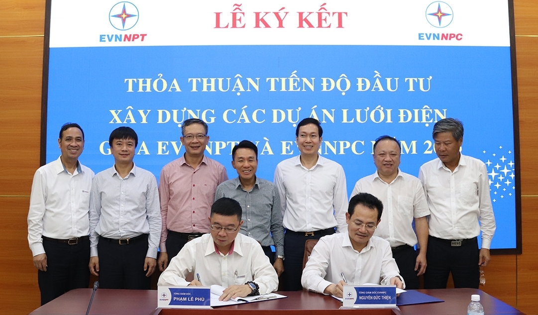 EVNNPT và EVNNPC ký thỏa thuận hợp tác đảm bảo đồng bộ tiến độ các dự án lưới điện
