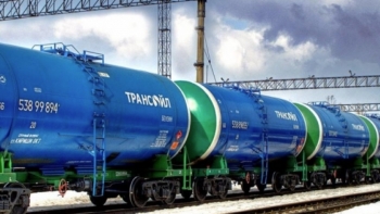 Nga bắt đầu cung cấp nhiên liệu cho Iran