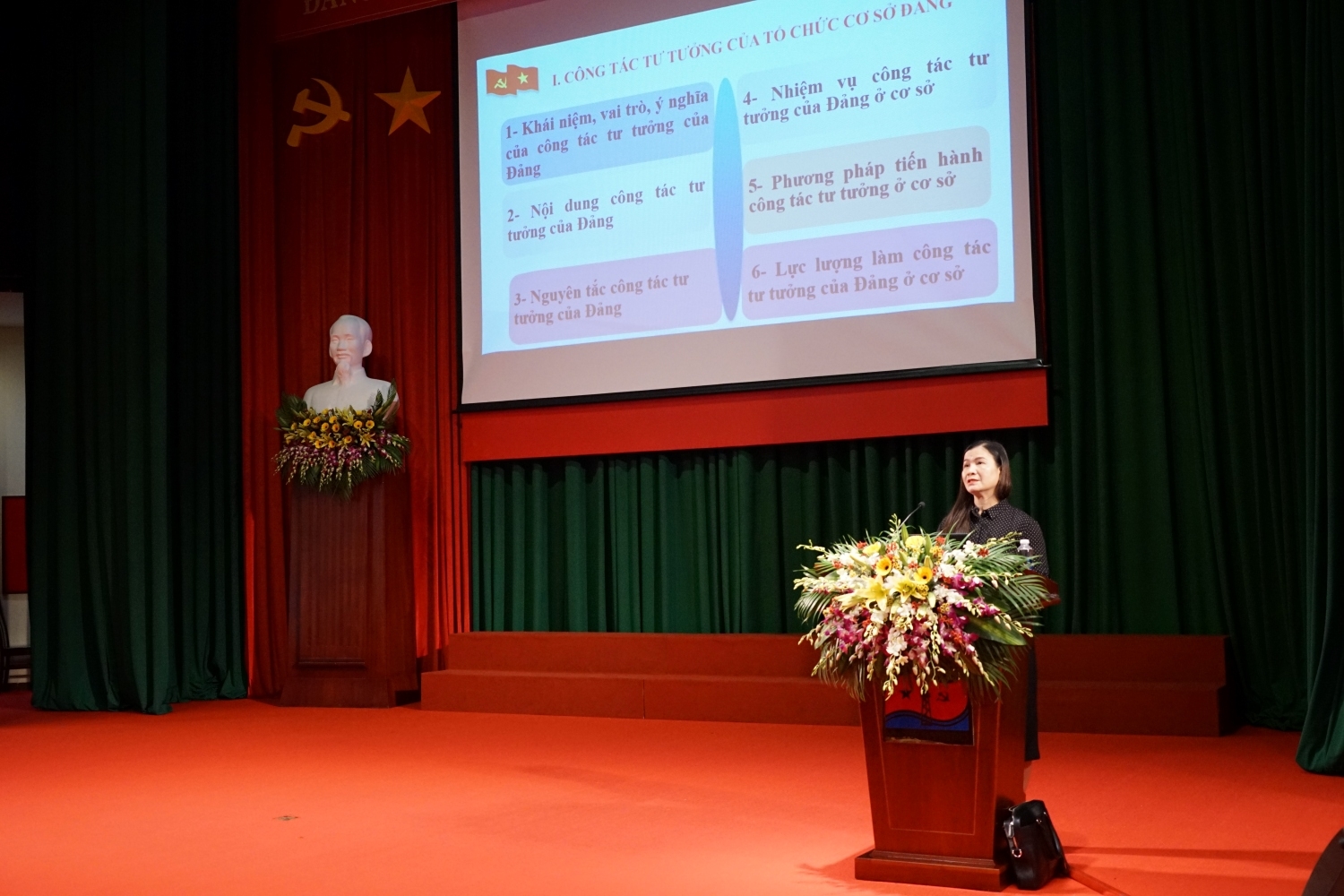 Đảng ủy Tập đoàn Dầu khí Quốc gia Việt Nam khai giảng lớp bồi dưỡng nghiệp vụ công tác Đảng cho Bí thư chi bộ và cấp ủy viên cơ sở năm 2023 khu vực TP Vũng Tàu