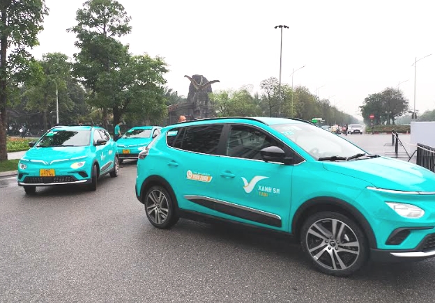 Ra mắt hãng taxi thuần điện đầu tiên tại Việt Nam