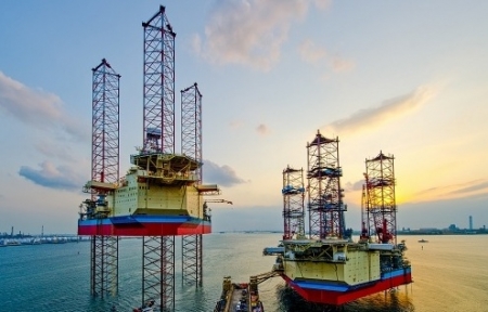 Giá dầu hôm nay (31/12): Dầu thô kết thúc tuần giảm giá