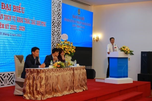 Đồng chí Nguyễn Vinh Nhị Phương – Bí thư Đảng ủy, Giám đốc Công ty phát biểu