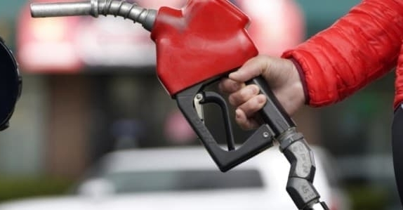 Giá xăng tại Mỹ tăng lên mức cao nhất trong 5 tháng