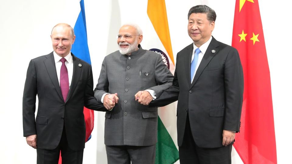 Con đường nào đưa dầu Nga tới Trung Quốc và Ấn Độ