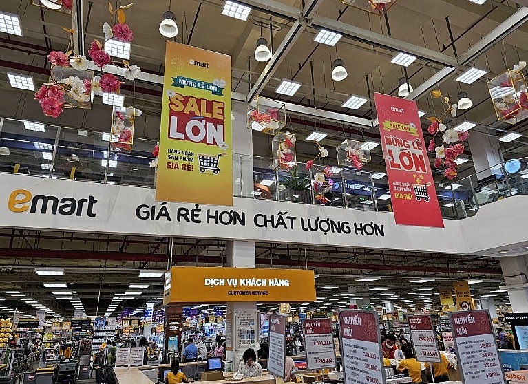 Siêu thị tăng lượng hàng, giảm giá bán để kéo sức mua dịp lễ 30/4 và 1/5