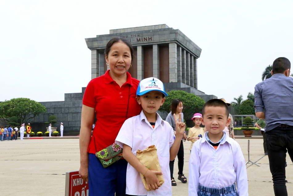 Hơn 52.000 lượt khách vào Lăng viếng Chủ tịch Hồ Chí Minh