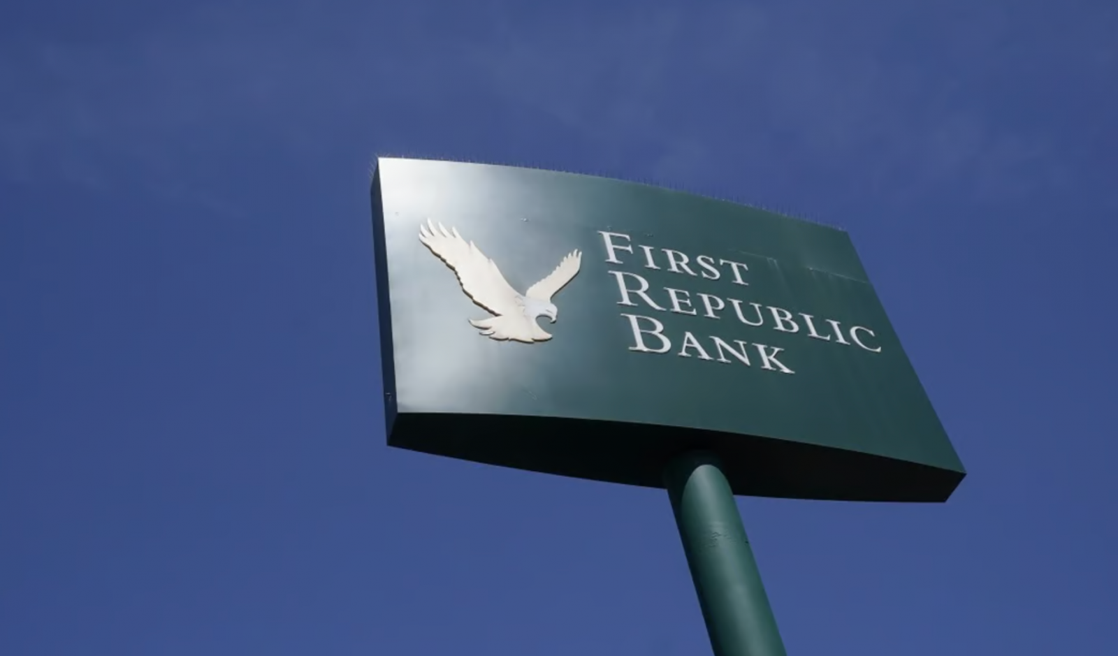 Tính đến ngày 13/4, First Republic Bank có khoảng 229 tỷ USD tổng tài sản và 104 tỷ USD tổng tiền gửi