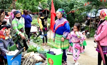 Độc đáo chợ quê Nà Hẩu (Văn Yên, Yên Bái)