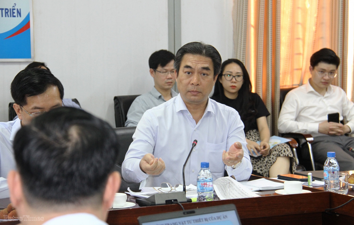Tổng Giám đốc Petrovietnam Lê Mạnh Hùng làm việc với Ban QLDA Long Phú 1 về công tác triển khai dự án