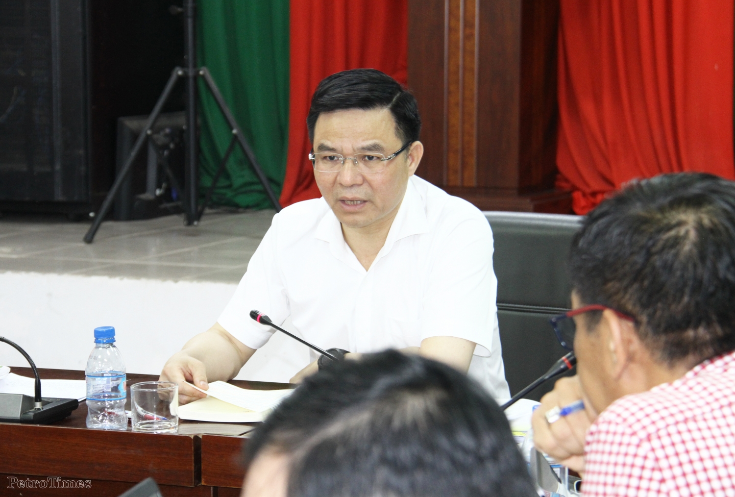 Tổng Giám đốc Petrovietnam Lê Mạnh Hùng làm việc với Ban QLDA Long Phú 1 về công tác triển khai dự án