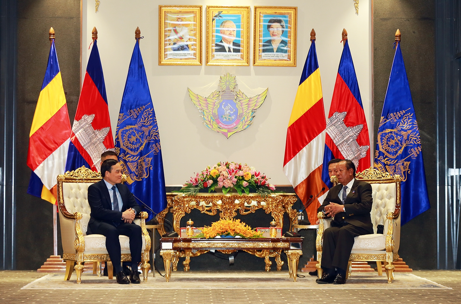 Phó Thủ tướng Trần Lưu Quang gặp Phó Thủ tướng, Bộ trưởng Quốc phòng Campuchia
