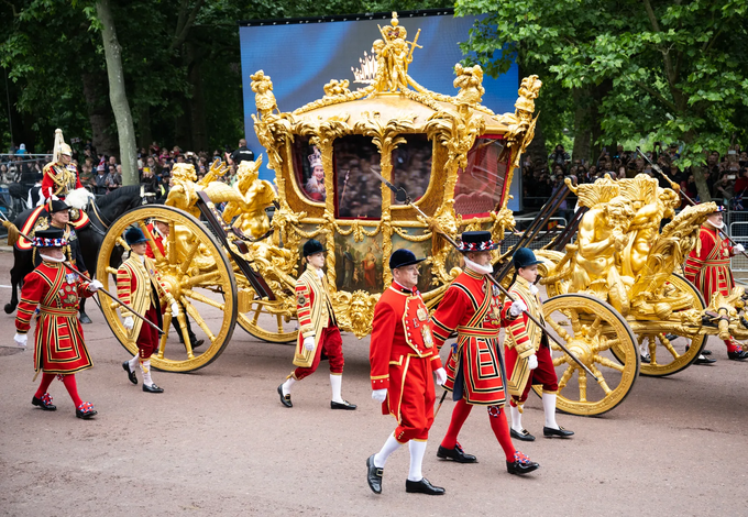 Nước Anh chờ đón lễ đăng quang của Vua Charles III - 6