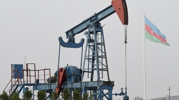 Azerbaijan điều chỉnh giá dầu ở mức nào