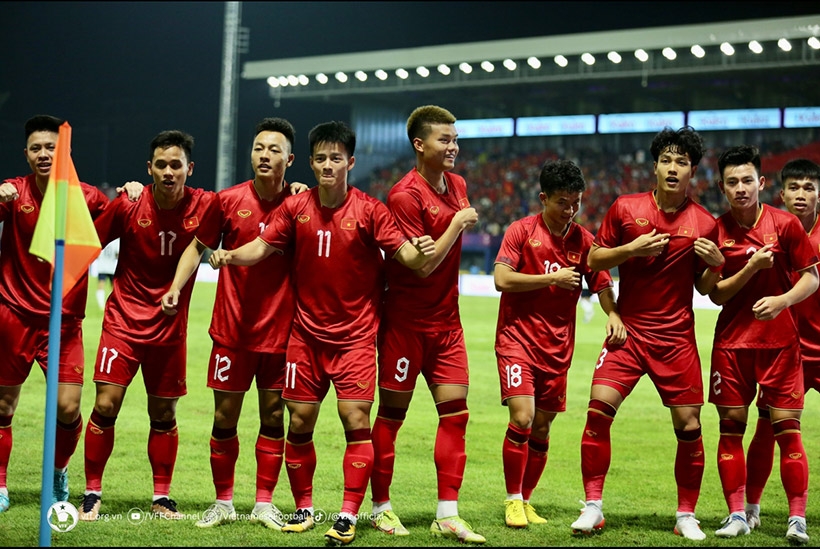 Lịch thi đấu bóng đá hôm nay 8/5: U22 Việt Nam chiếm ngôi đầu bảng