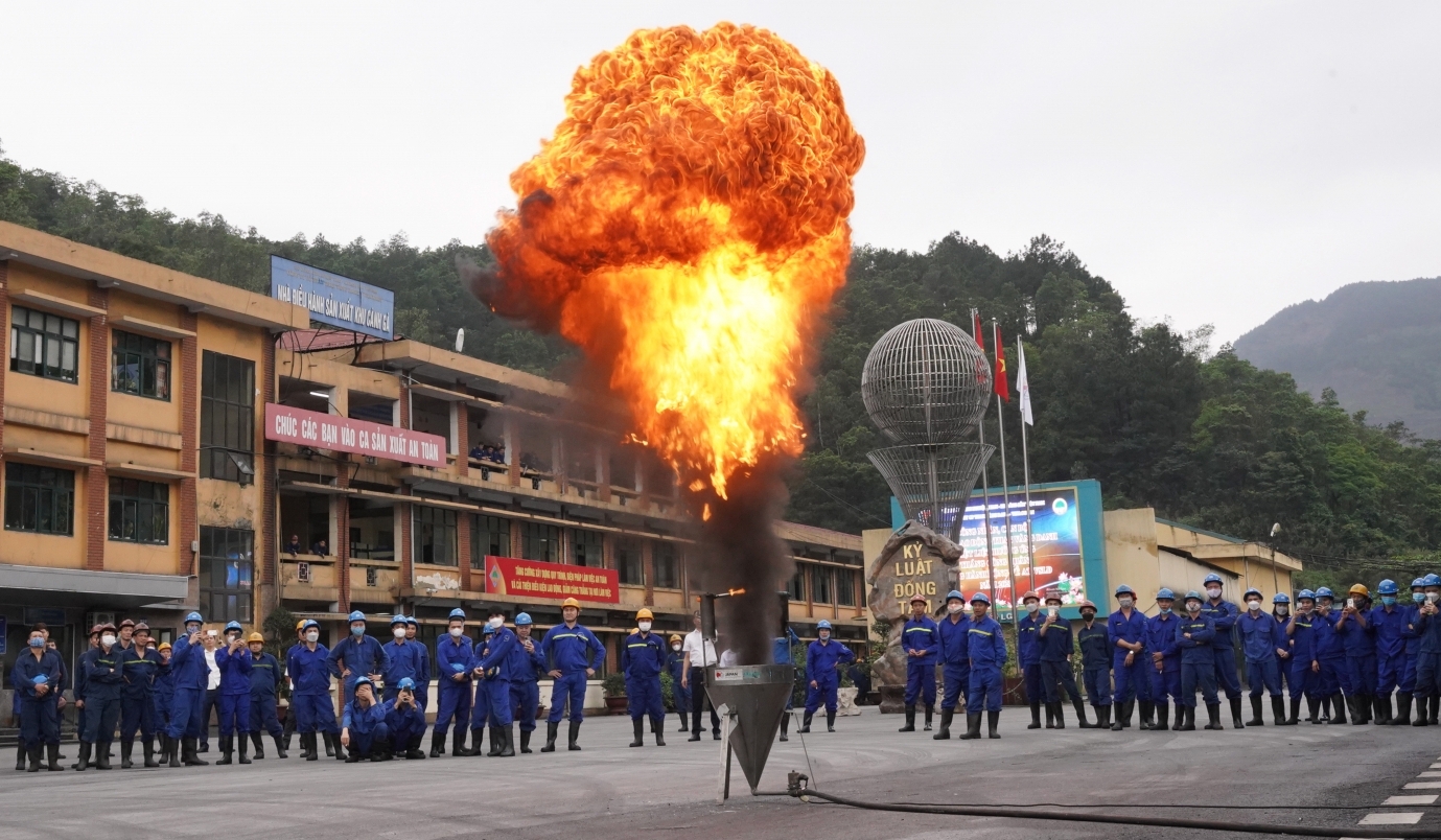 TKV phát động “Tháng hành động về ATVSLĐ - Tháng Công nhân” năm 2023