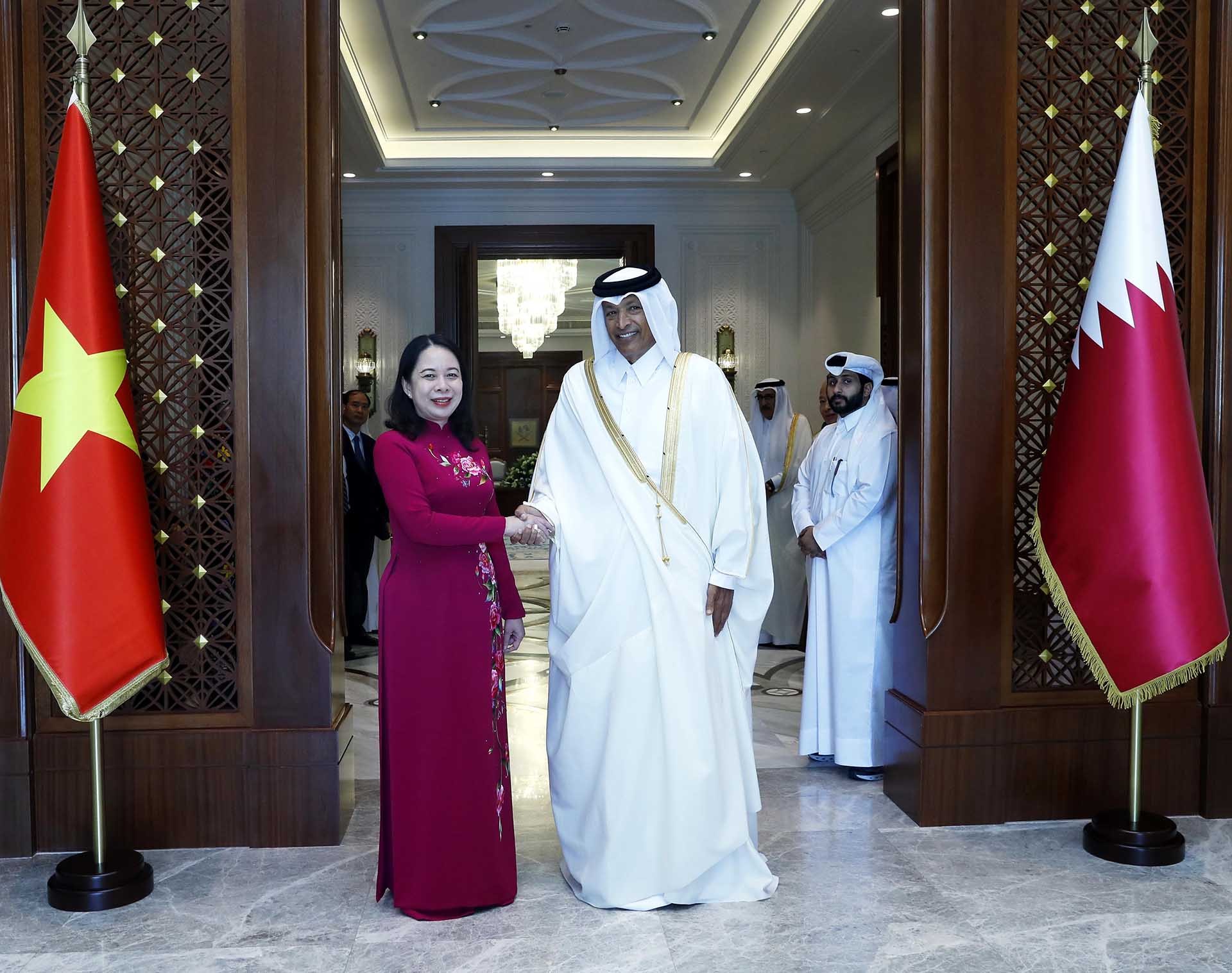 Phó Chủ tịch nước Võ Thị Ánh Xuân và Chủ tịch Quốc hội Qatar Hassan bin Abdullah Al-Ghanim. (Nguồn: TTXVN)