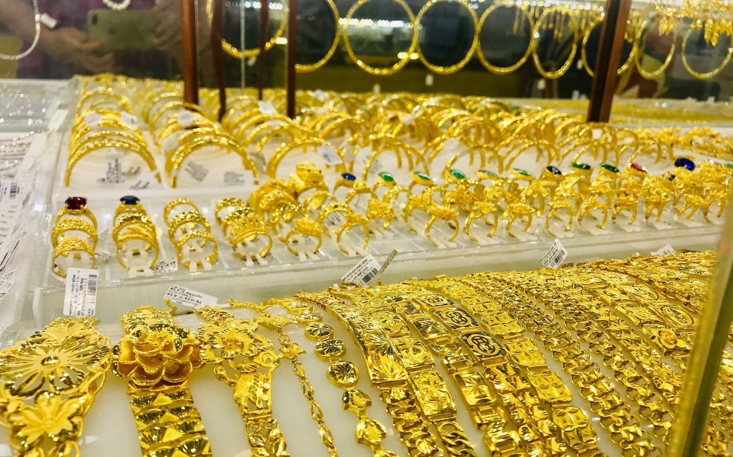 Quý I/2023, nhu cầu tiêu thụ vàng của người Việt giảm 12%