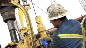 Shell bán tài sản dầu khí ngoài khơi UK