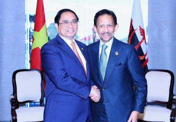 Thủ tướng Chính phủ Phạm Minh Chính gặp Quốc vương Brunei