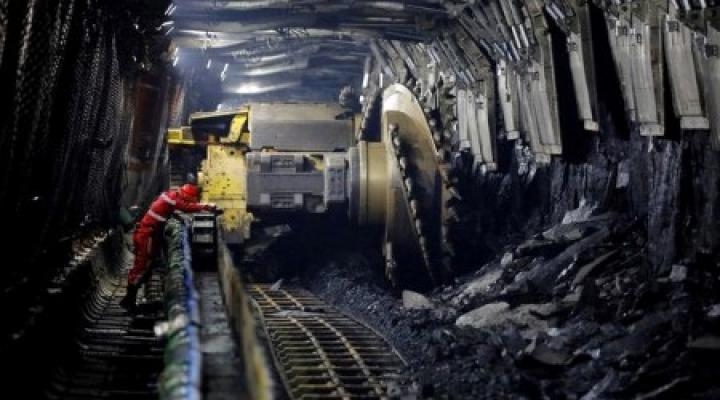 Trung Quốc đình chỉ sản xuất 32 mỏ than lộ thiên