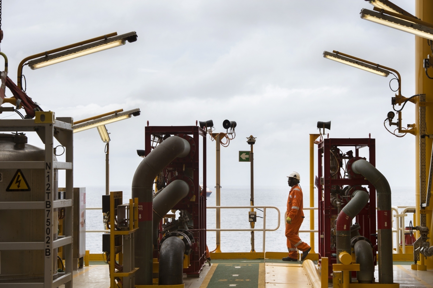 Vượt Nigeria, Angola trở thành nhà sản xuất dầu lớn nhất châu Phi