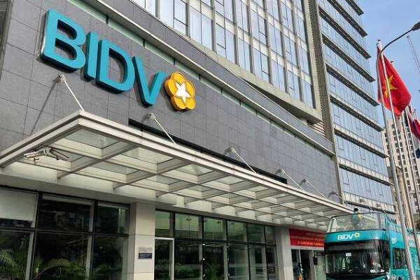 Tin ngân hàng ngày 13/5: BIDV rao bán khoản nợ nghìn tỷ, thế chấp bằng cả nhà máy thủy điện