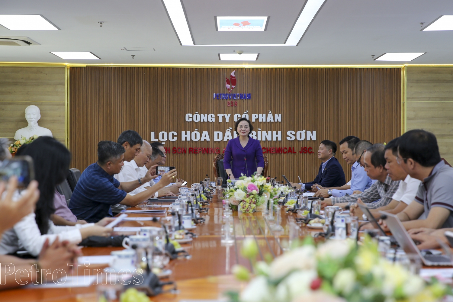 Bộ trưởng Bộ Nội vụ thăm và làm việc tại NMLD Dung Quất