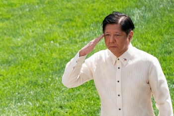Tổng thống Philippines tuyên bố quan hệ với Mỹ đã 'trở lại trạng thái bình thường', nói gì về tranh chấp với Trung Quốc ở Biển Đông?