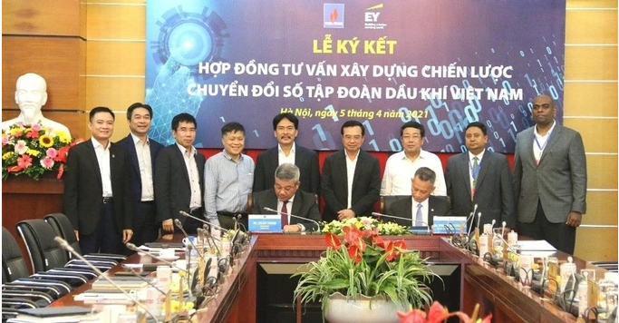 Lễ ký kết Hợp đồng tư vấn xây dựng chiến lược chuyển đổi số Tập đoàn Dầu khí Việt Nam tháng 4/2021 