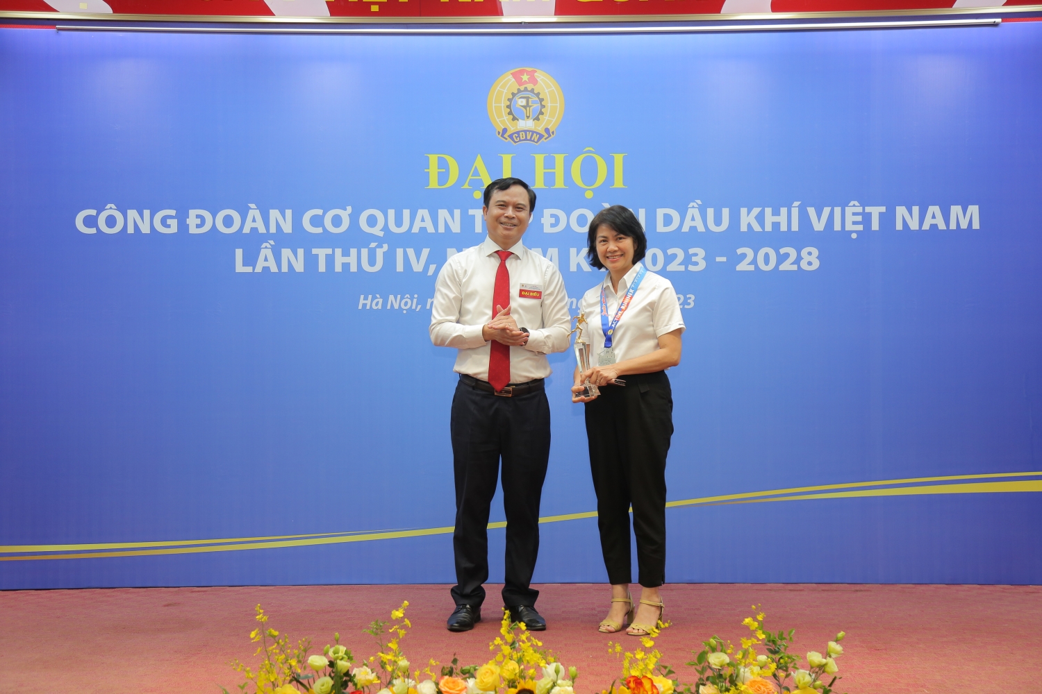 Công đoàn Cơ quan Tập đoàn trao giải cuộc thi Chạy bộ online Xuân Dầu khí 2023