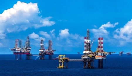 Giá xăng dầu hôm nay (27/6): Giá dầu đi ngang do lo ngại bất ổn chính trị ở Nga