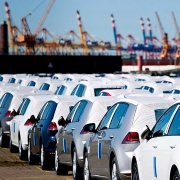 Nửa đầu tháng 5, nhập khẩu ô tô nguyên chiếc giảm mạnh