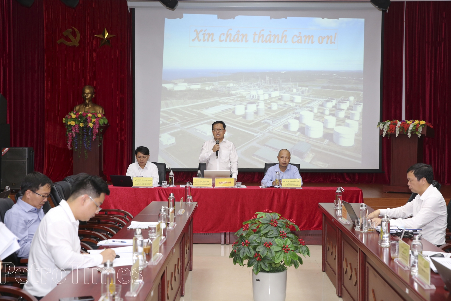 Tác động của NMLD Dung Quất đối với sự phát triển kinh tế vùng Trung bộ và Việt Nam