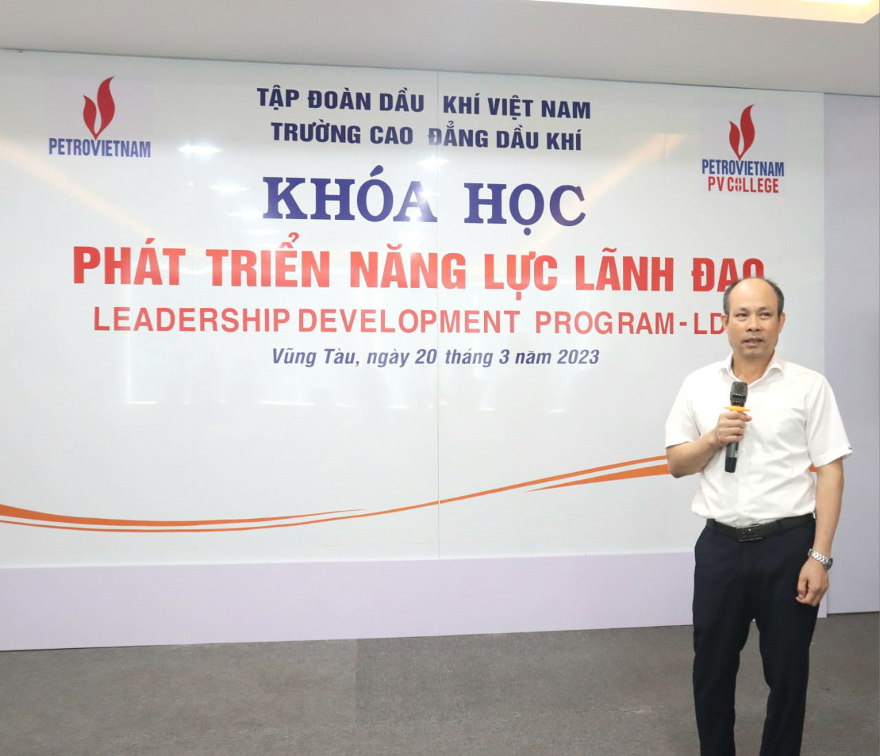 PV College bế giảng khóa đào tạo