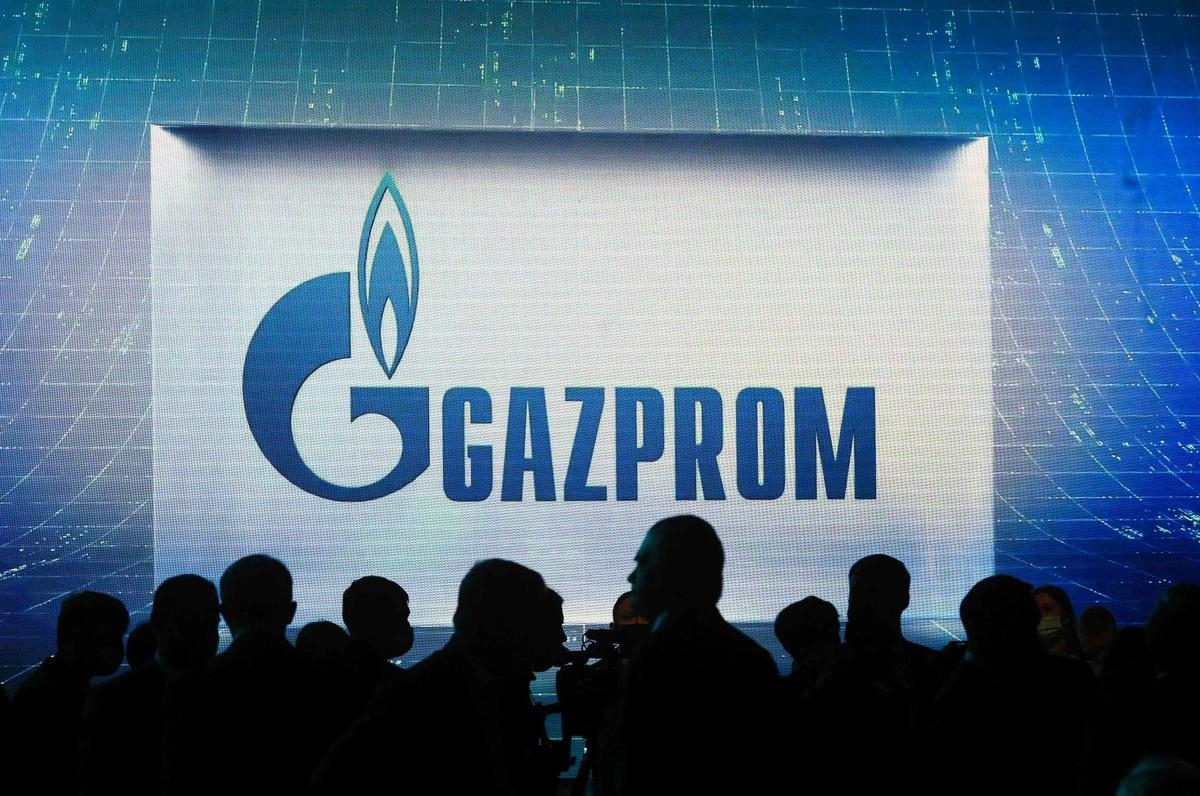 Sau 1 năm chịu cấm vận, lợi nhuận ròng của Gazprom giảm mạnh
