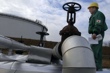 Séc ký thỏa thuận nhằm chấm dứt phụ thuộc vào dầu mỏ của Nga